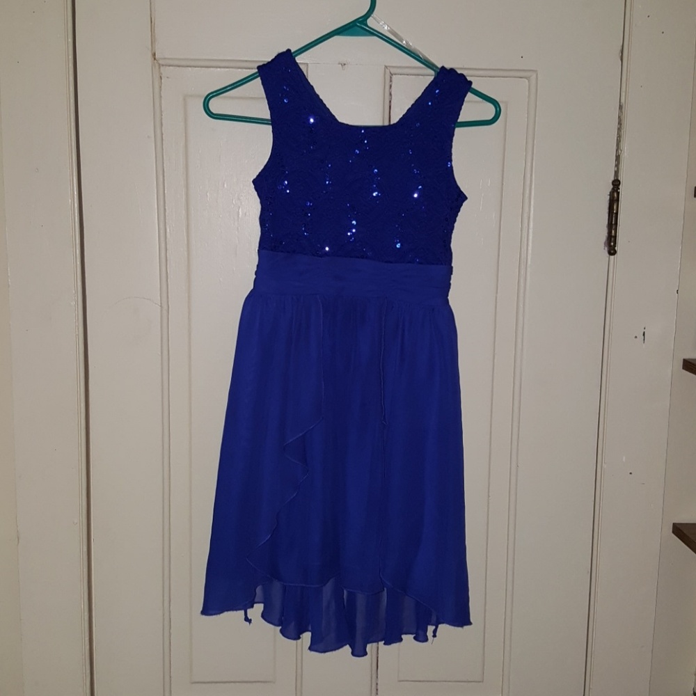 Girls dress